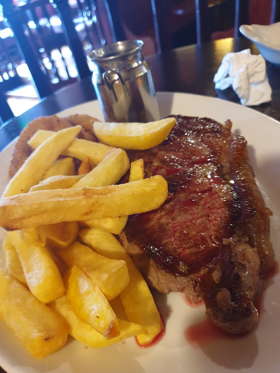 Casey’s Steak Bar