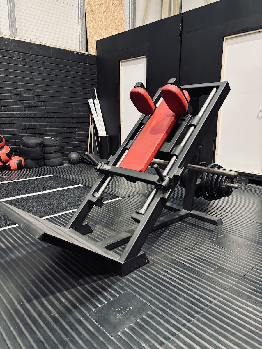 HYBRID TRAINING FACILITY