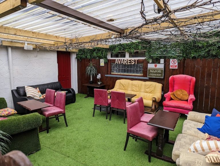 Lumpers Bar