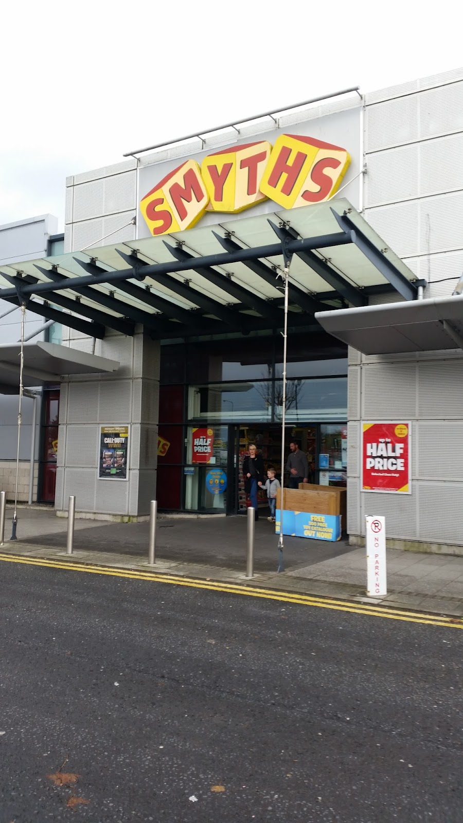Smyths Toys Superstores Dundalk