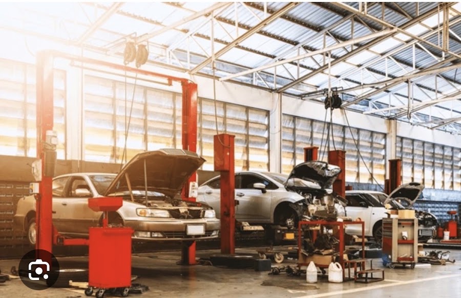 Auto service garage