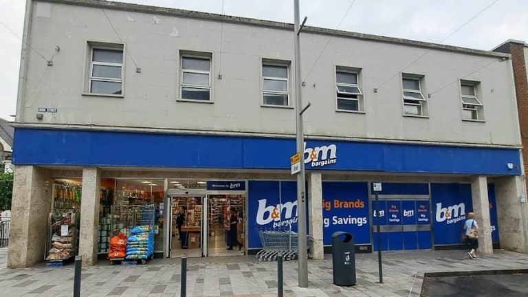 B&M Store