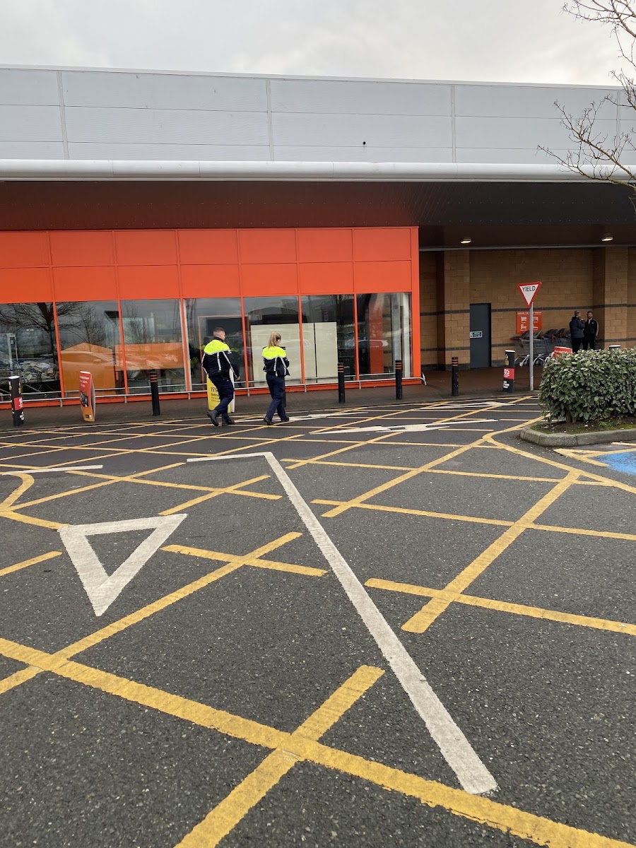 B&Q Dublin – Liffey Valley