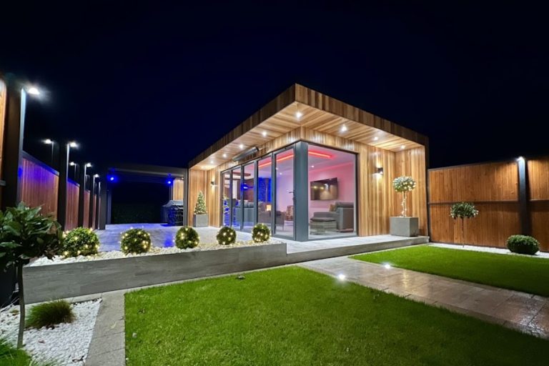 Belfast-Bifolds & Aluminium Systems