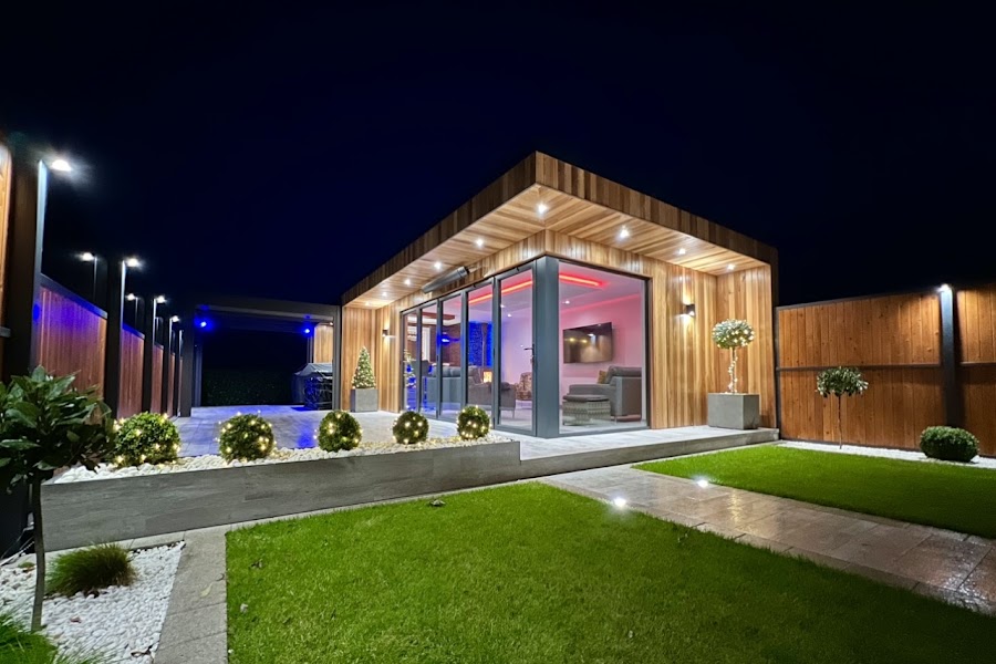 Belfast-Bifolds & Aluminium Systems