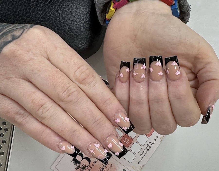 Blux nails & Beauty