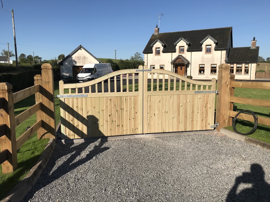 Brock Timber Gates