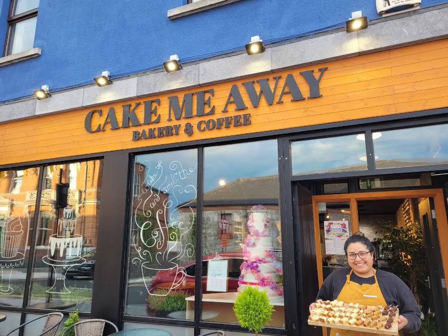 Cake Me Away Anna Kaczmarek