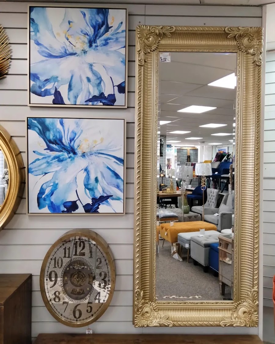 Crumley’s Furnishings