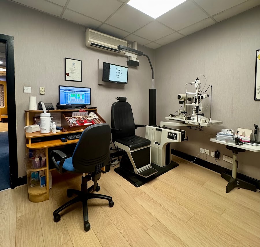 Curtis Opticians
