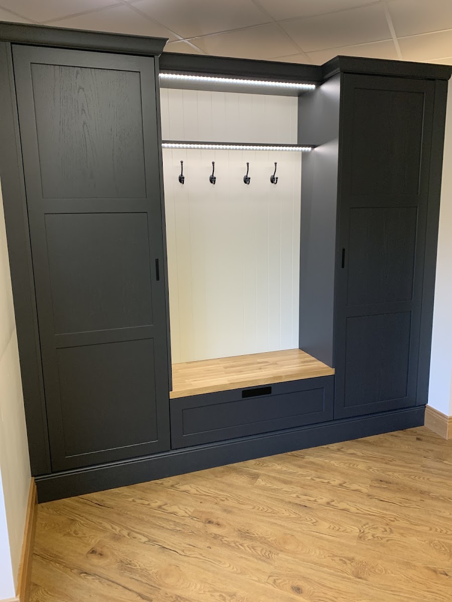 Devine Kitchens