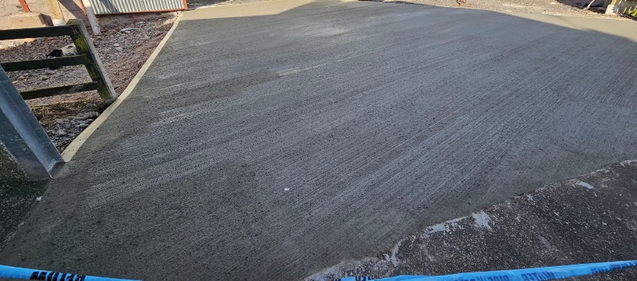 Dmg flooring contracts