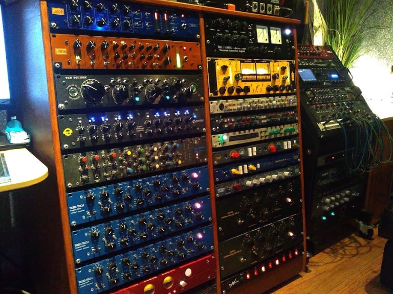 Einstein Studios