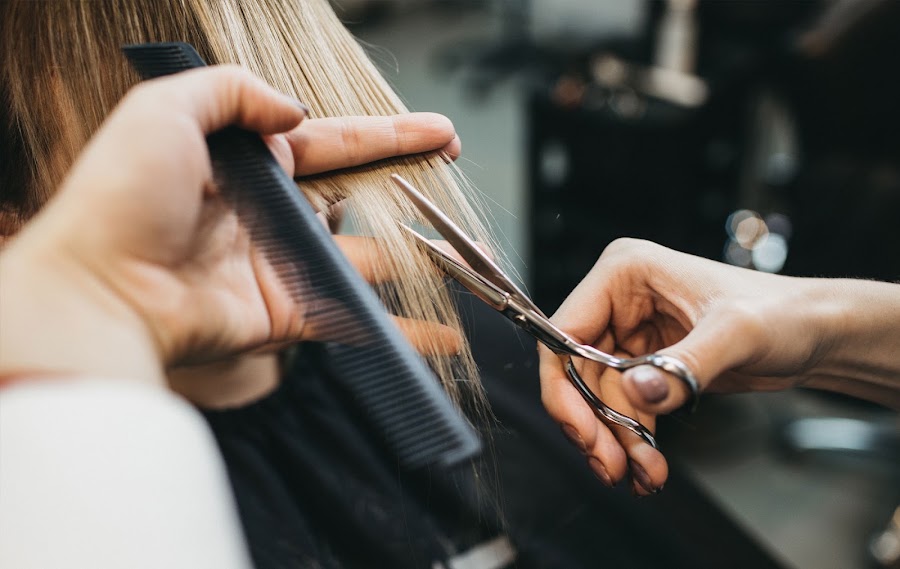 G R Hair Studio