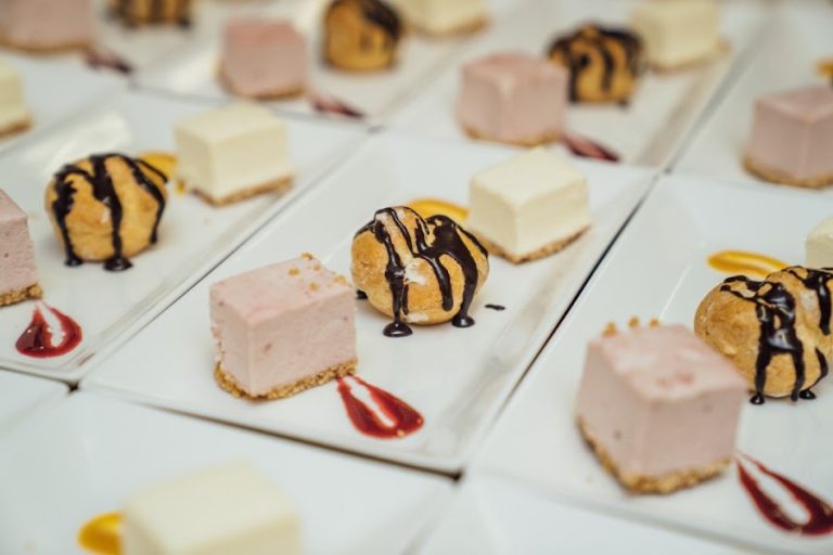 Glaze & Roll Catering Specialists
