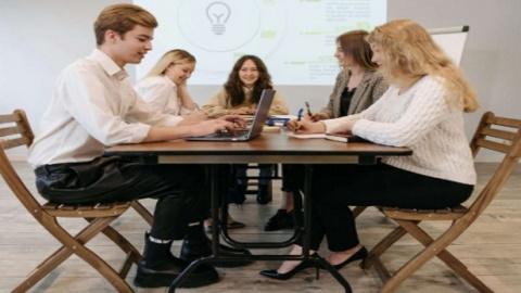HR Services Ltd