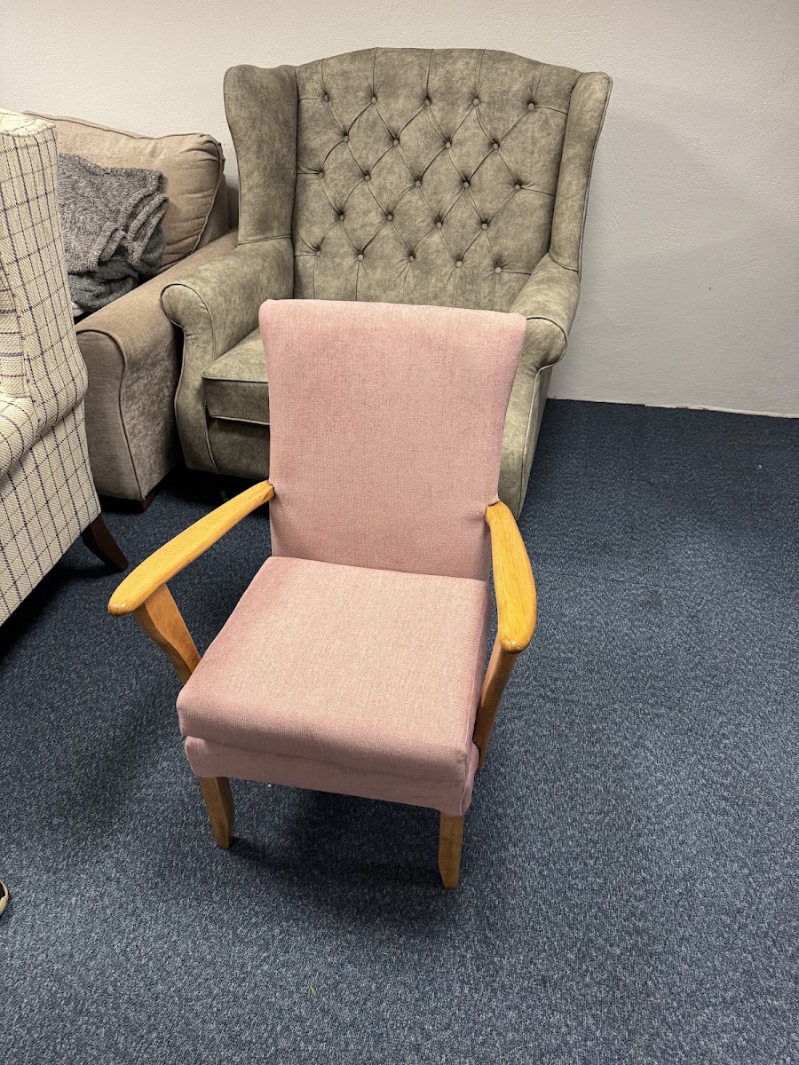 L & D Upholstery