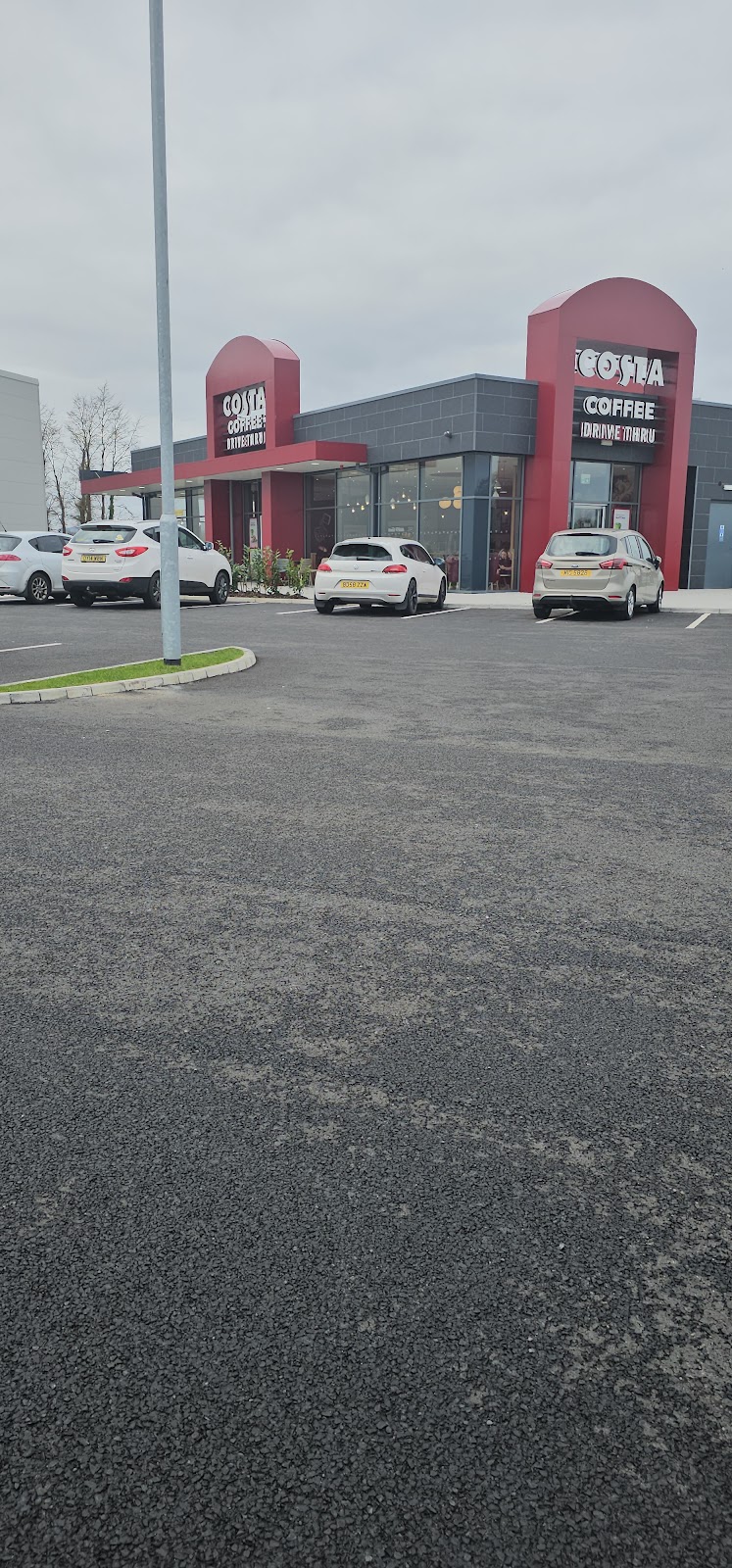 Lakelands Retail Park