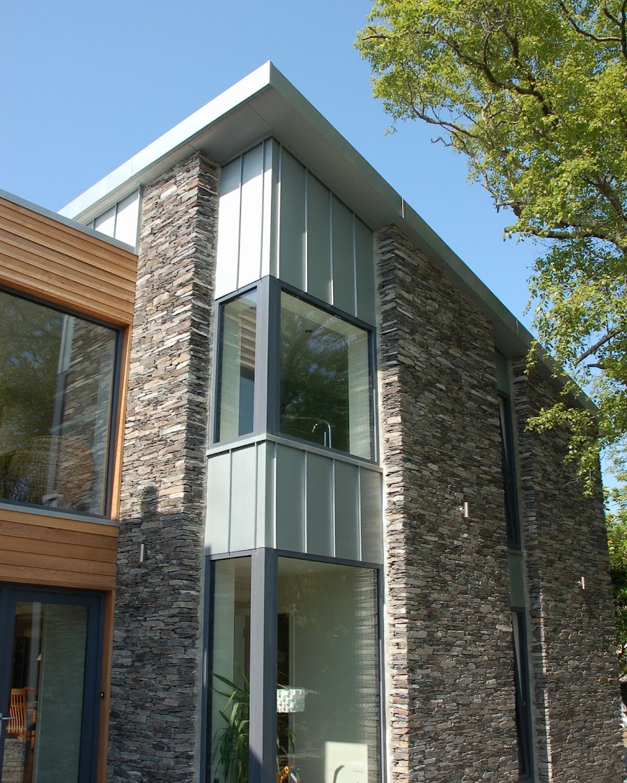 Leon Whelton Planning & Design Consultants