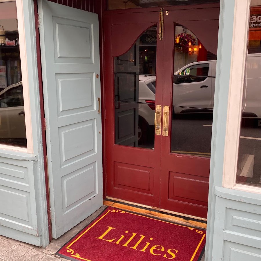 Lillie’s Cocktail Bar Sligo