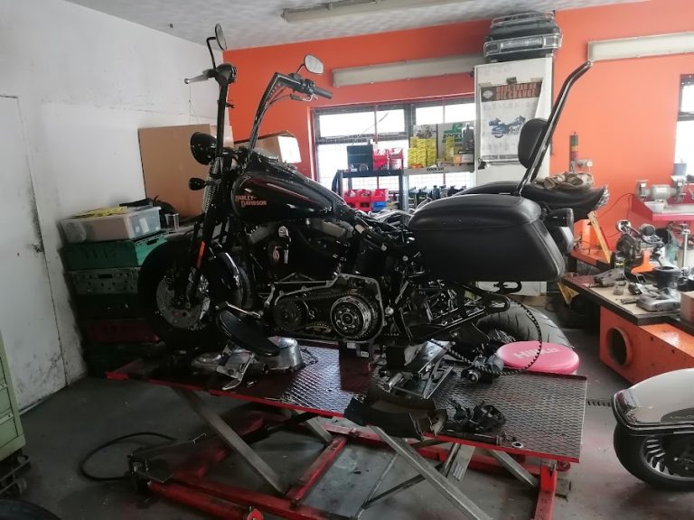 Long Johns Independent Harley Workshop