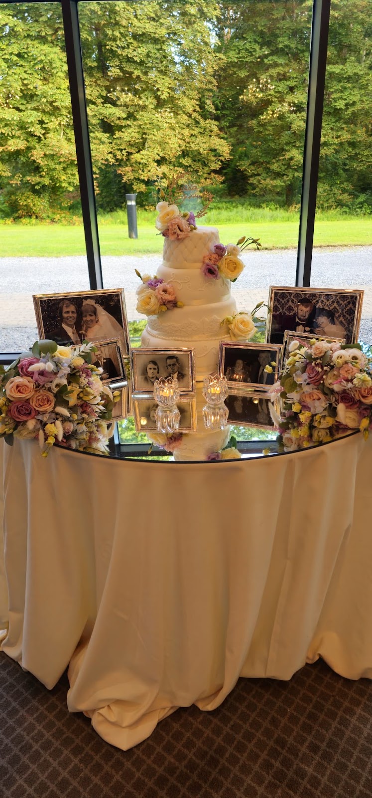 Lorna Thompson cakes