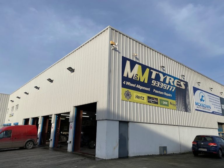 M & M Tyres