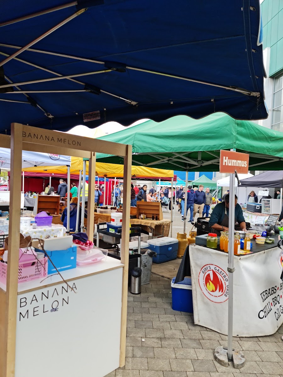 Mahon Point Farmers Market