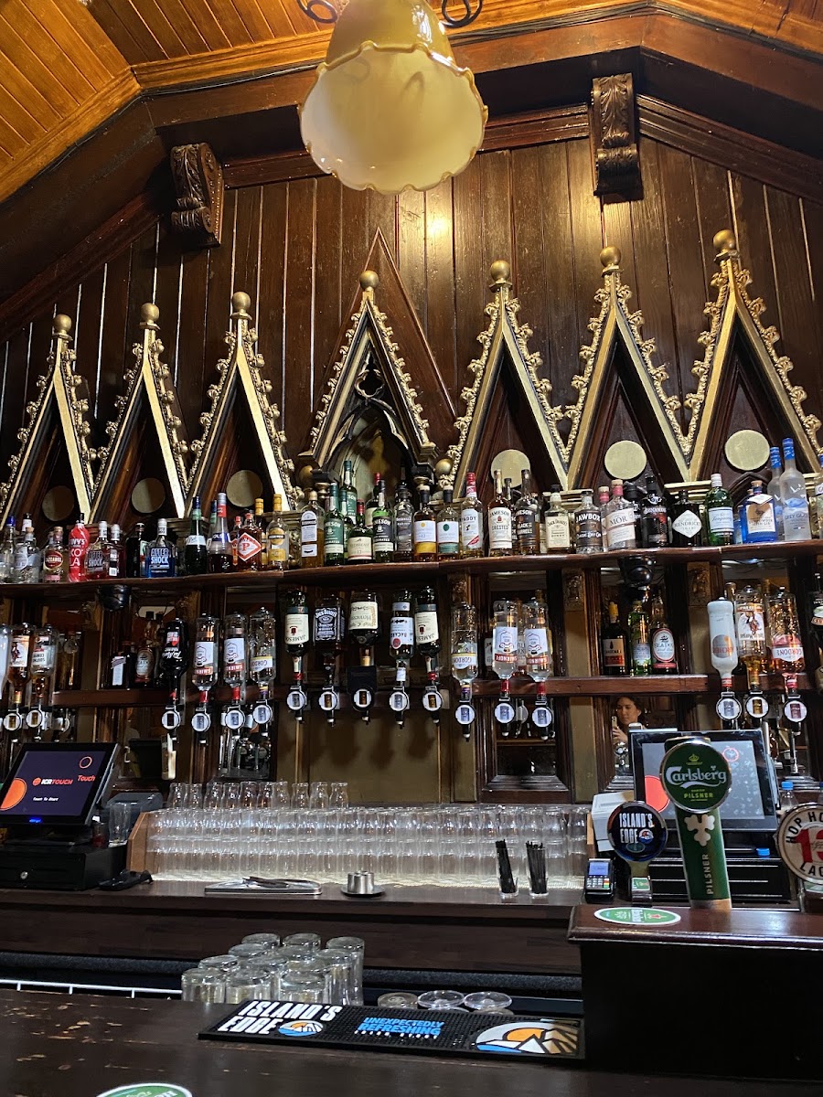 McGinleys Bar