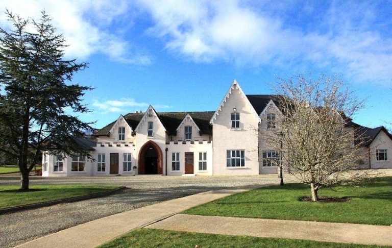 Middletown House Nursing Home & Retirement Village
