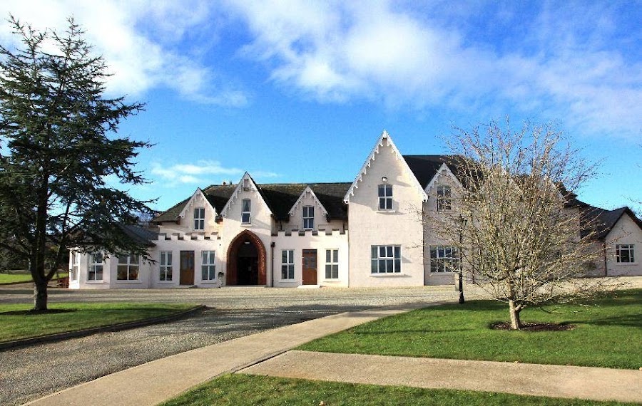 Middletown House Nursing Home & Retirement Village