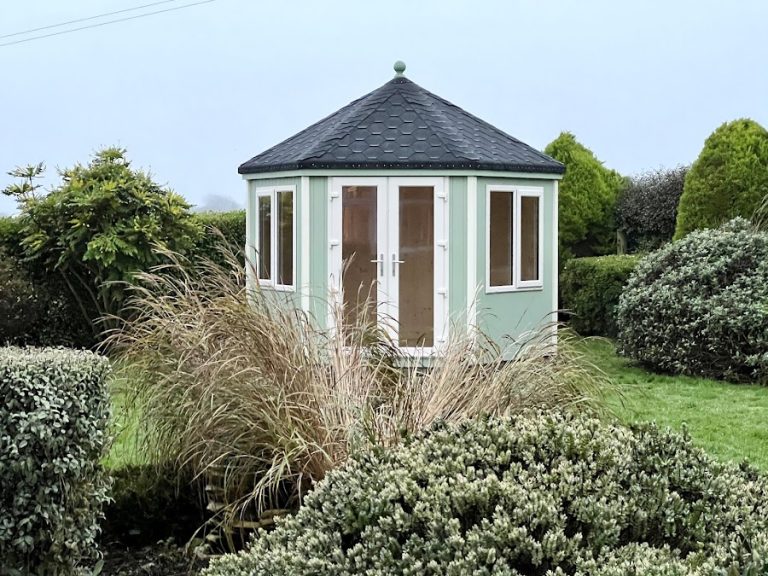 Morrow Sectional Buildings : Log Cabins, Garden Sheds, Summer Houses