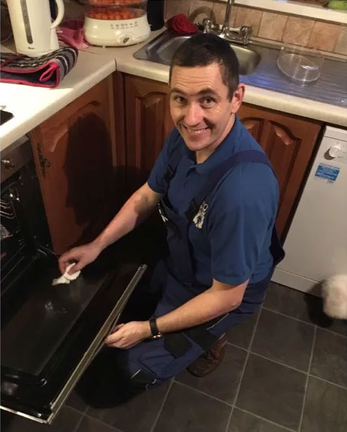 Mr-O Oven Cleaning