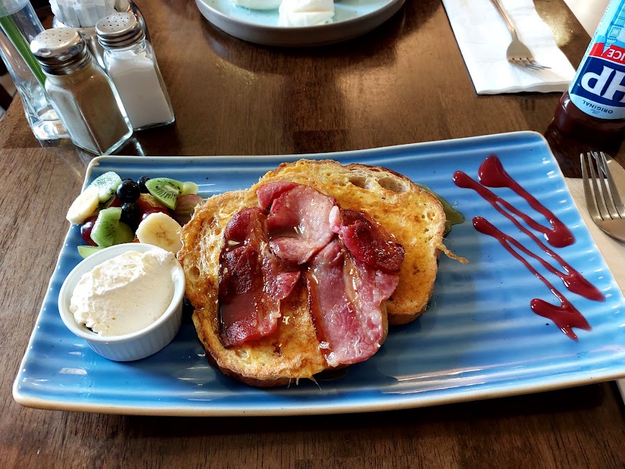Mulberry Bistro