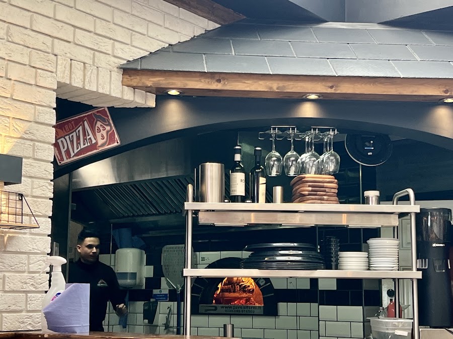Oak Fire Pizza – Princes Street