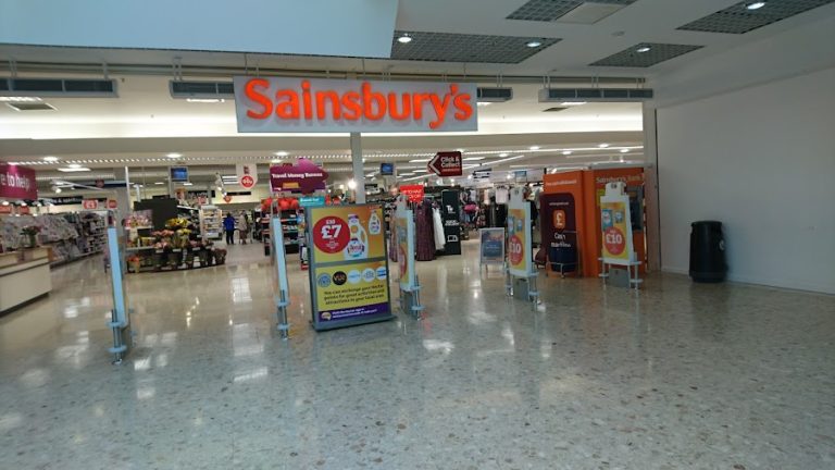 Oaks Shopping Centre