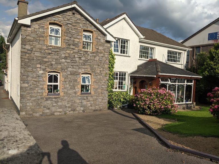 Pearse Lodge