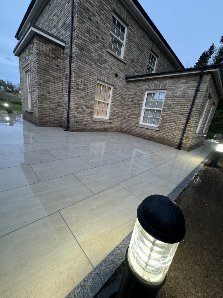 Pineal – Paving & Landscaping