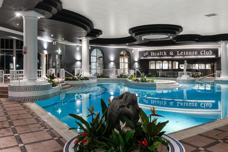 Rochestown Park Swimming Pool & Leisure Centre
