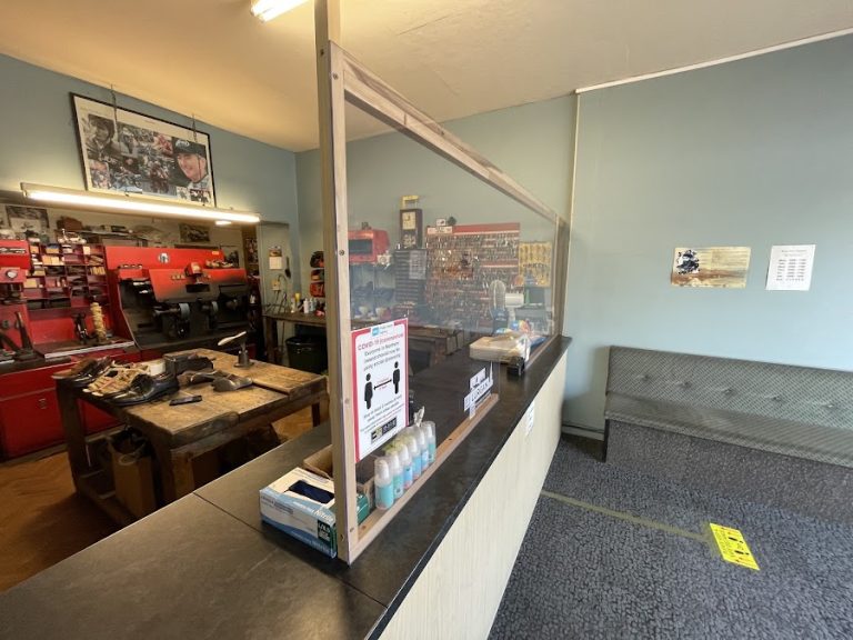 Roxy Shoe Repairs