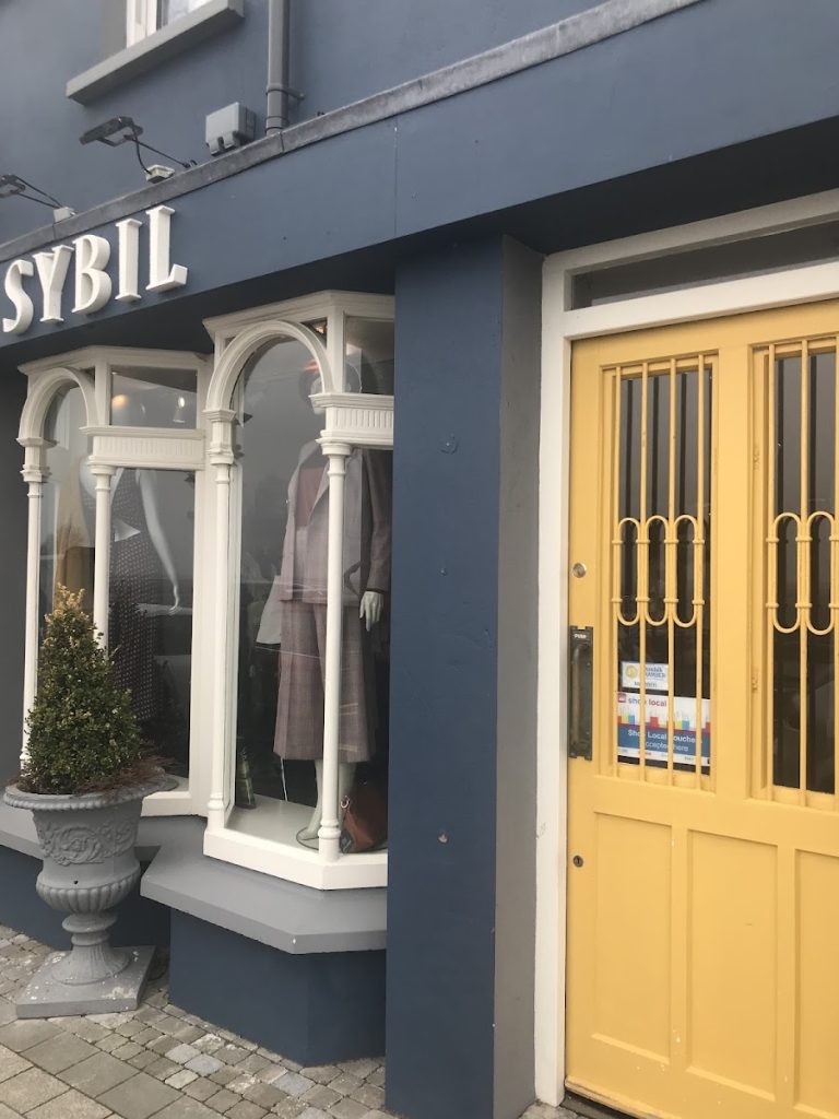 SYBIL boutique