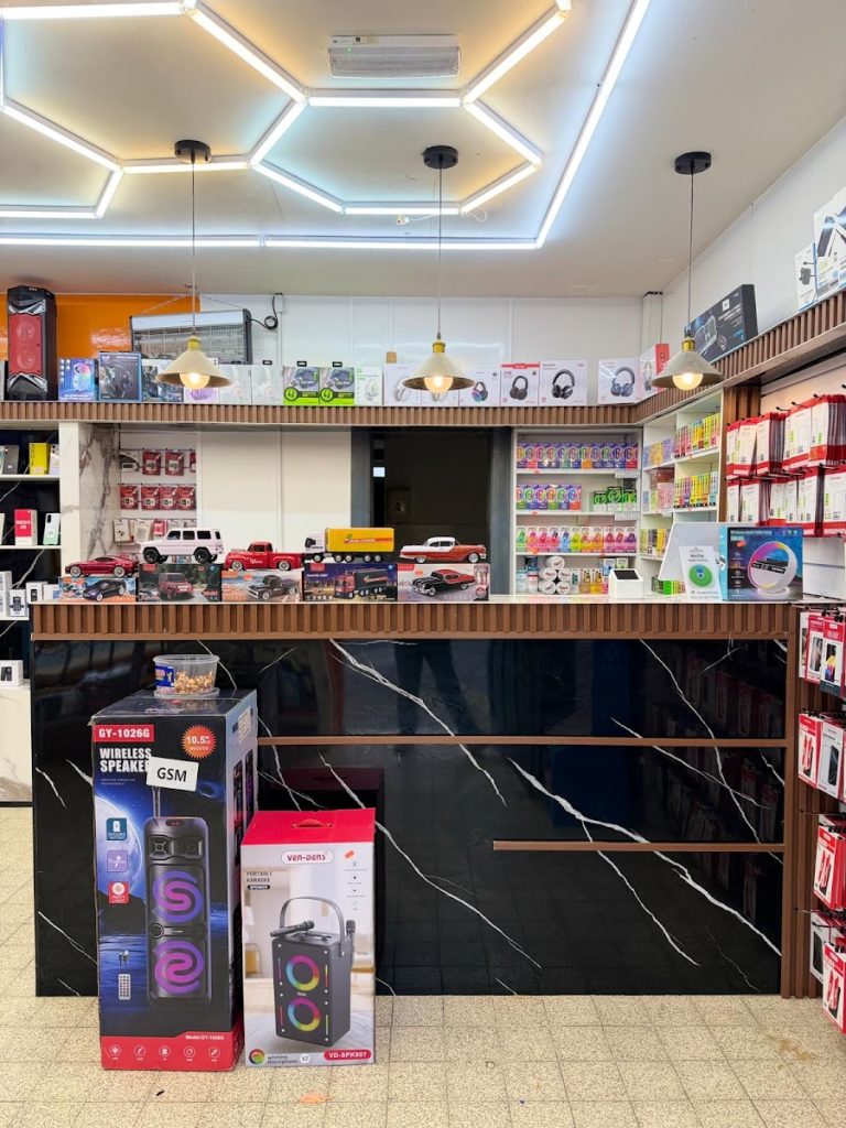 The Phone Shop Clones