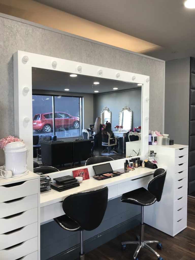 iHobbs Hair Extensions and Hair Loss Specialists