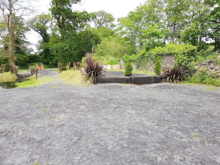 Ballinamona Equestrian Centre