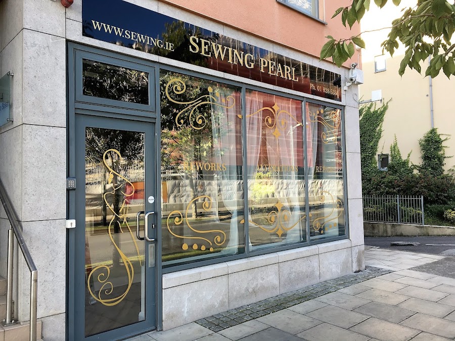 BiZZ Graphics – Signs, Design & Print