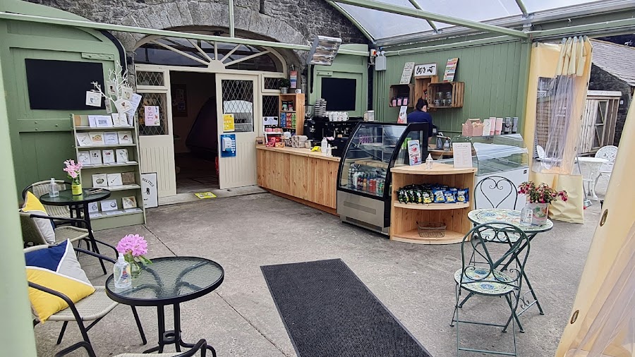 Hogan’s Farm Shop & Cafe