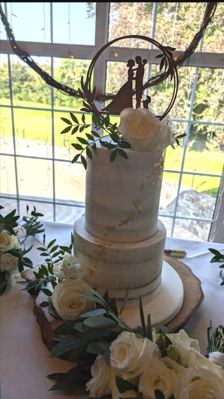 Little Topper Cakes