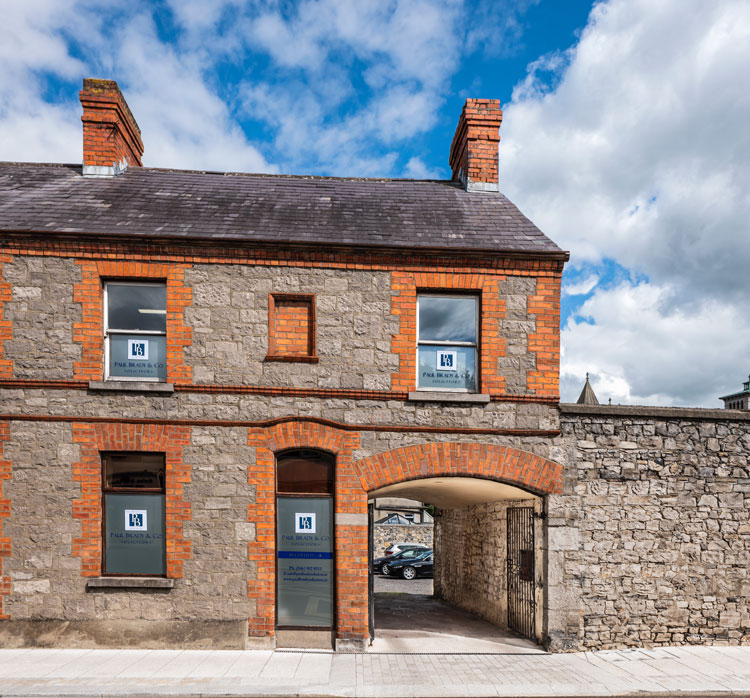 Paul Brady & Co Solicitors LLP