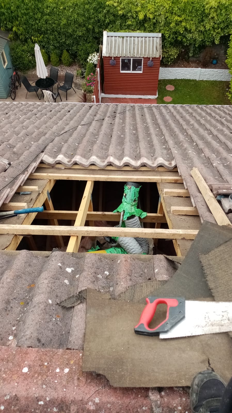 trim roofing & guttering