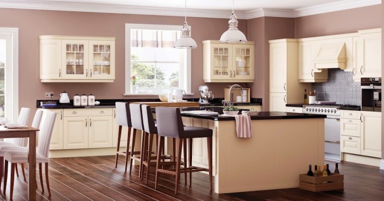 Leane’s Kitchens and Bedrooms